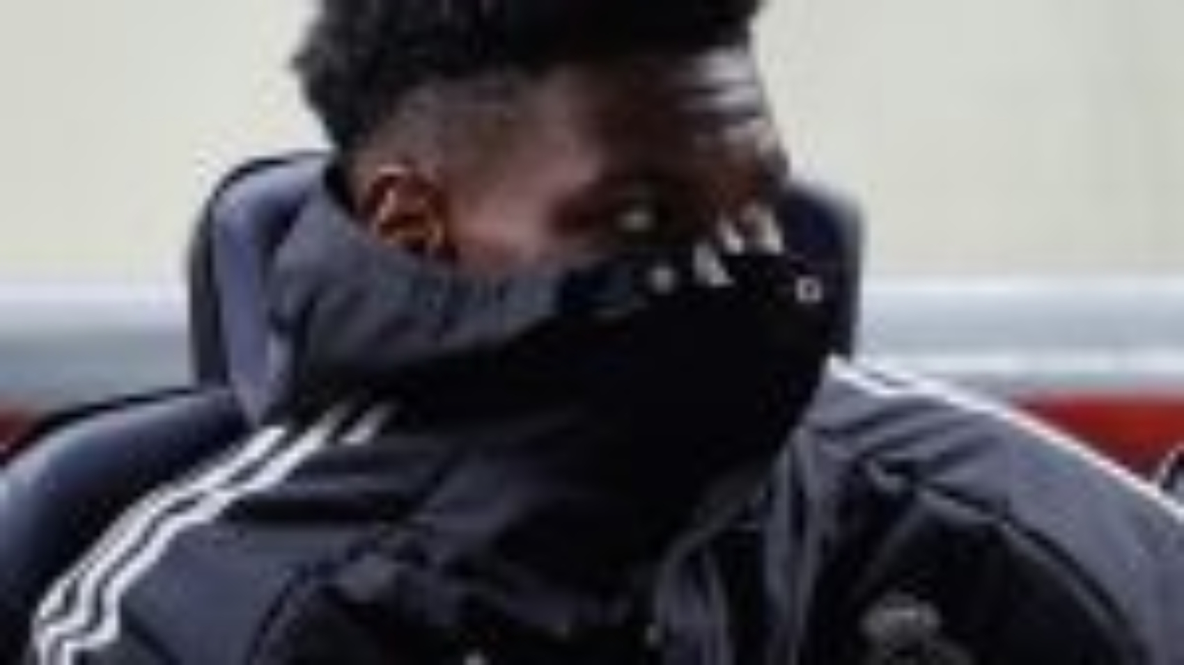 CAOS TOTALE AL REAL: RISSA TRA TCHOUAMENI E VALVERDE, L’URUGUAIANO IN OSPEDALE